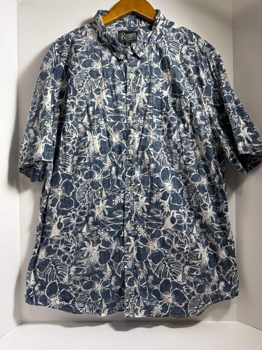 Retrofit Men's XXL Hawaiian Floral Tropical Button Up Shirt Blue White Cotton - Picture 2 of 11